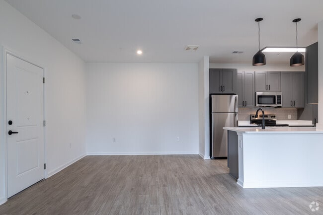 2BR, 2BA - 996SF - Dining Room - The Fitzgerald