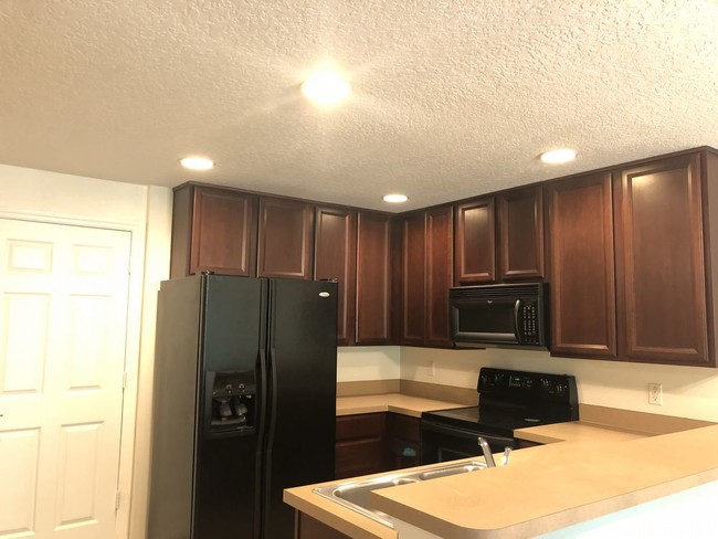 Foto del edificio - 3/2.5 Townhouse in Hawthrone Glen near UCF