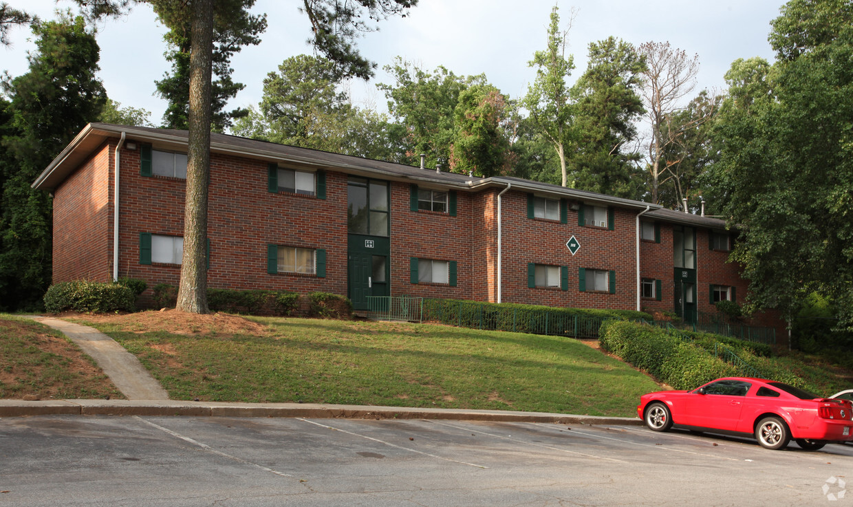 Primary Photo - Valley Oaks Apartments