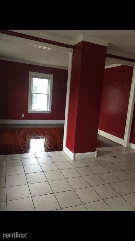 Building Photo - 105 Hedley Ave