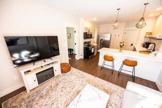 Building Photo - 58 South St