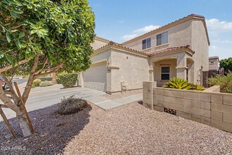 Building Photo - 8748 W Wood Dr