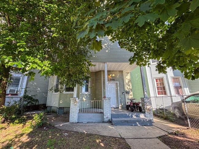 Building Photo - 144 Johnson Ave