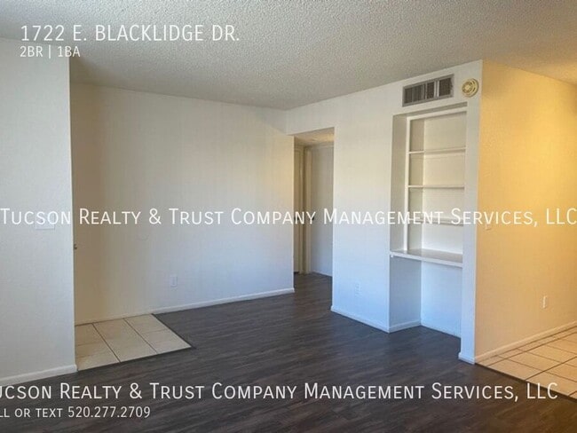 Building Photo - 1722 E Blacklidge Dr