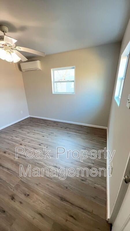 Building Photo - 925 N 20th St