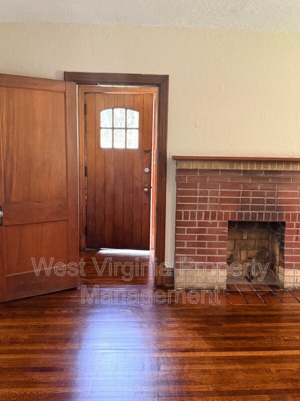 Foto del edificio - 102 Temple St