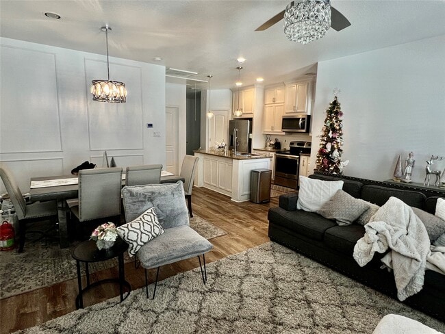 Foto del edificio - 312 Mission Ln