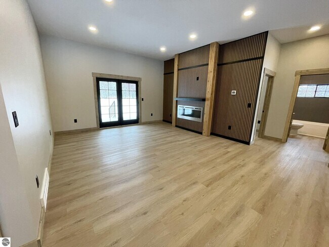 Foto del edificio - 9000 Kalkaska St