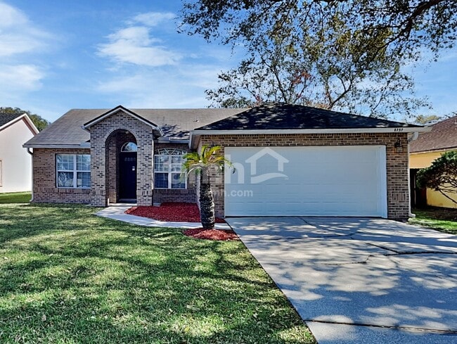 Building Photo - 1757 Chandelier Cir E