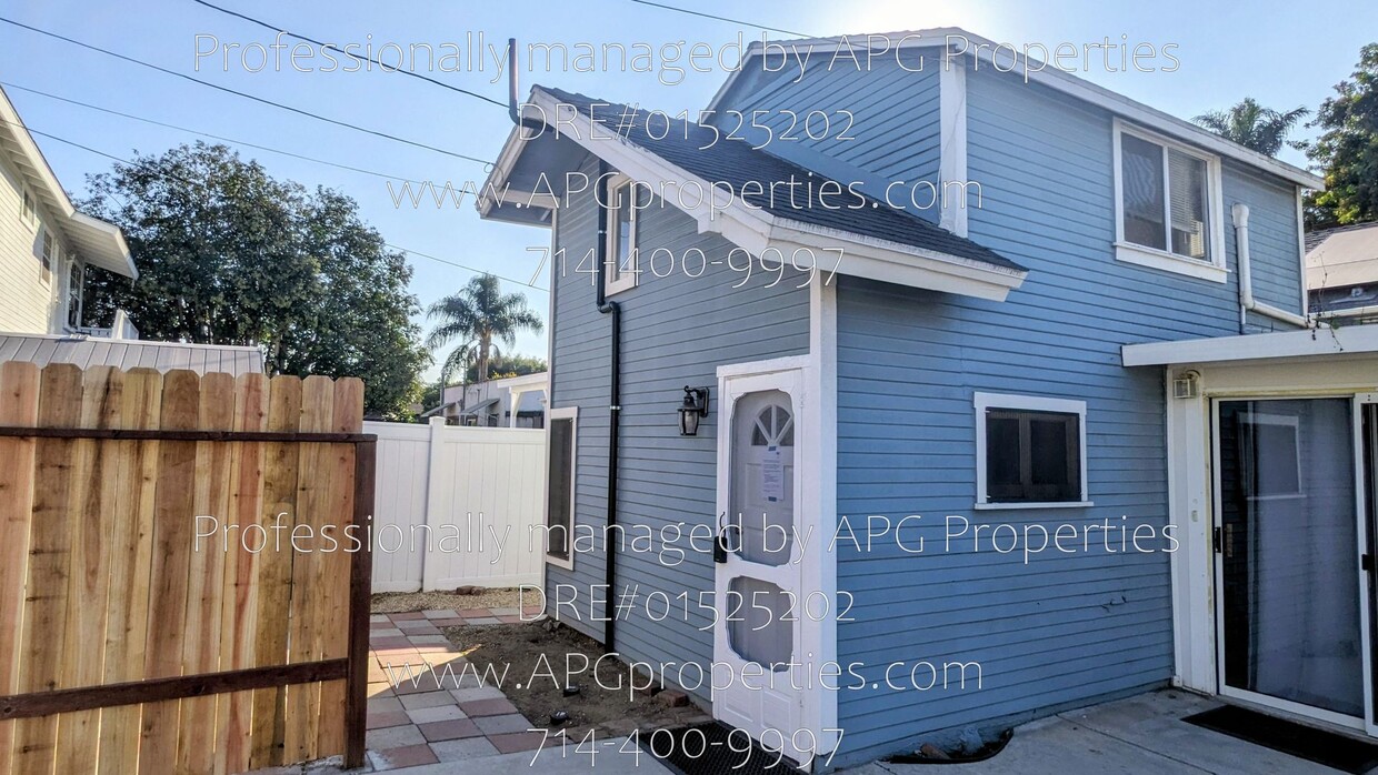 Primary Photo - 136 1/2 N Yale Ave-