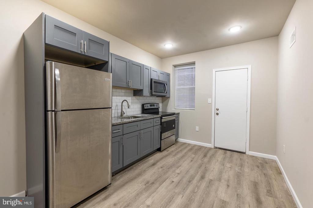 Foto principal - 141 N Peach St
