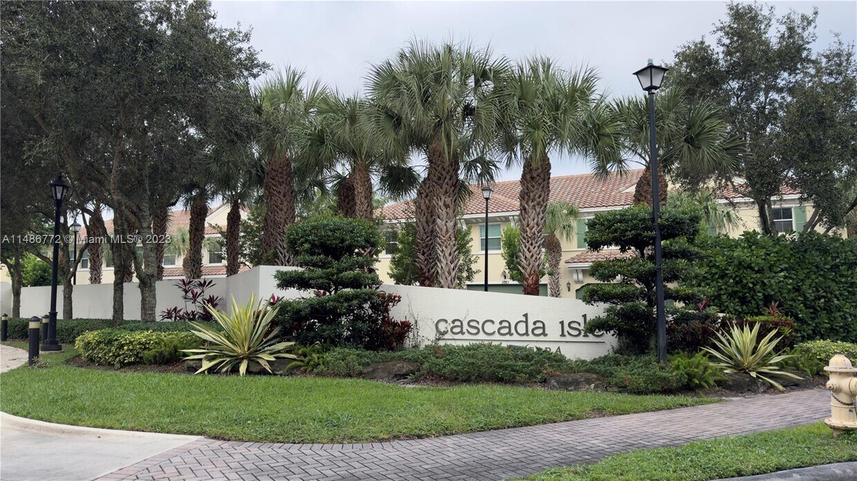 Foto principal - 2915 Cascada Isle Way