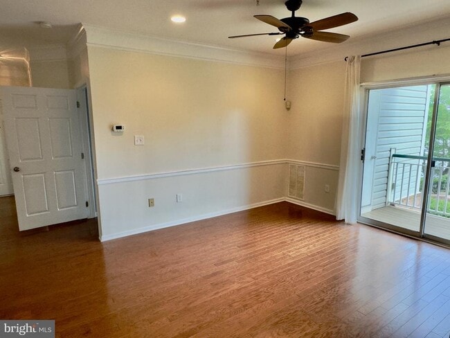 Building Photo - 6553 Grange Ln