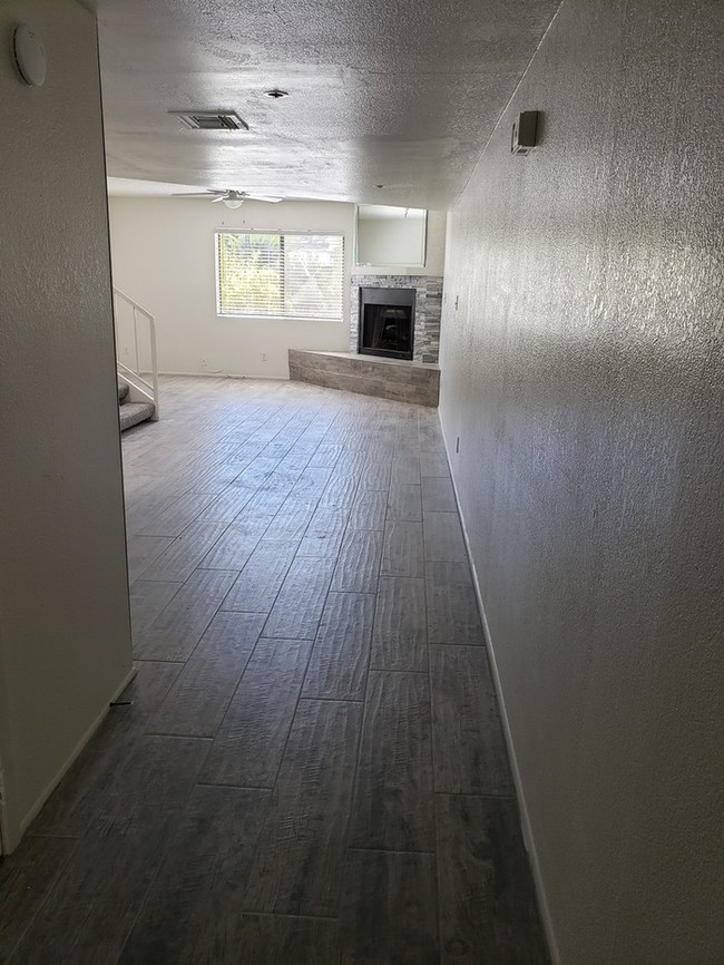 Building Photo - 2615 North Hayden Road