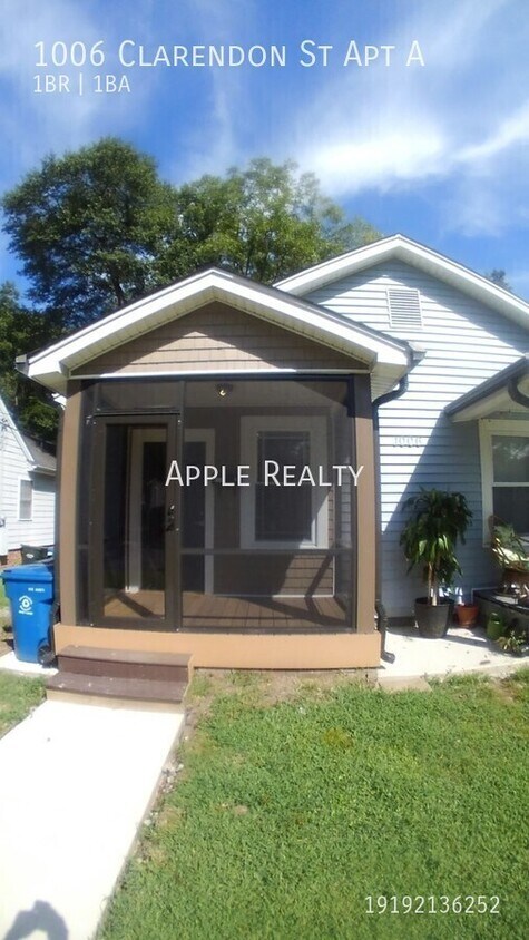Foto principal - 1006 Clarendon St