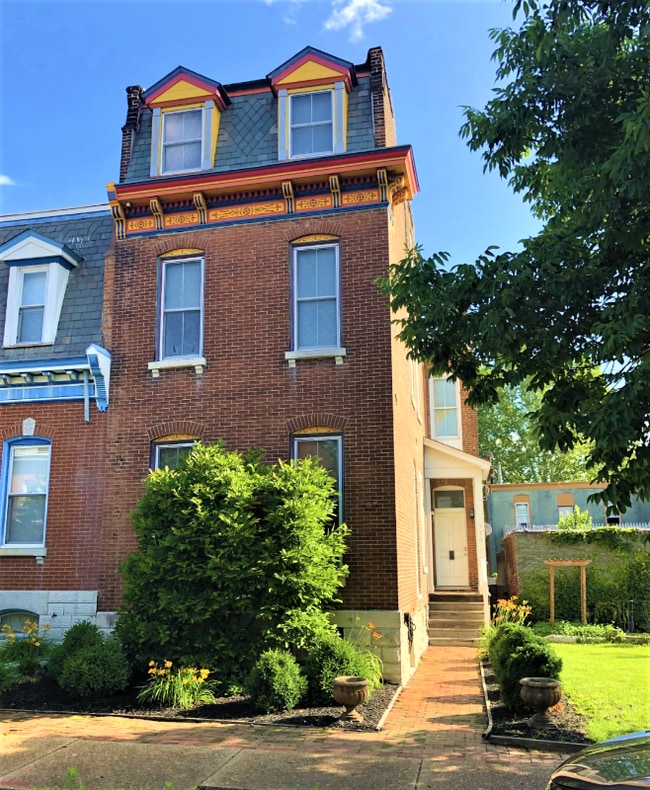 Building Photo - 715 Lami St