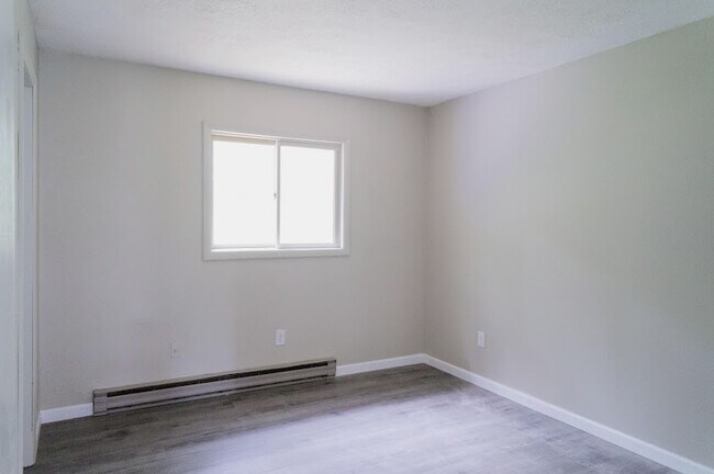 Foto del edificio - 3222 Evergreen Cir