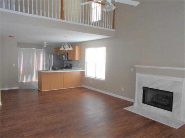Building Photo - 202 Woodland Way