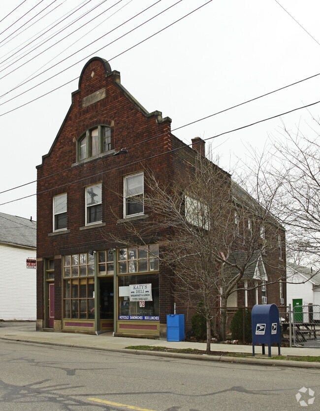 Building Photo - 4334-4340 E 71st St