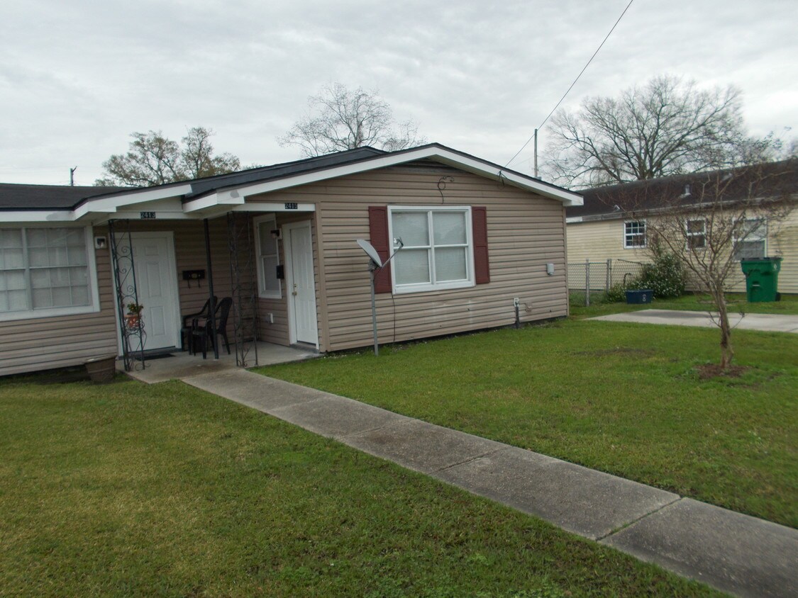 Exterior - 2415 Claire Ave