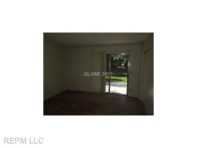 Building Photo - 2 br, 2 bath House - 2819 Secret Canyon