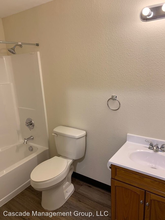 Foto del edificio - 127 Whitman St N