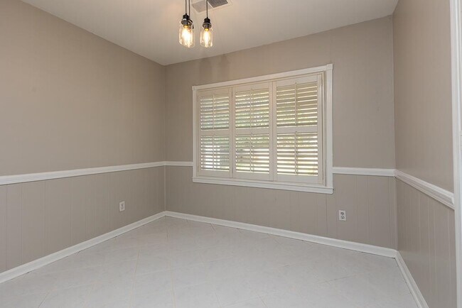 Foto del edificio - 1539 Brookside Dr