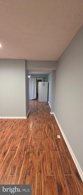Building Photo - 323 Lindera Ct