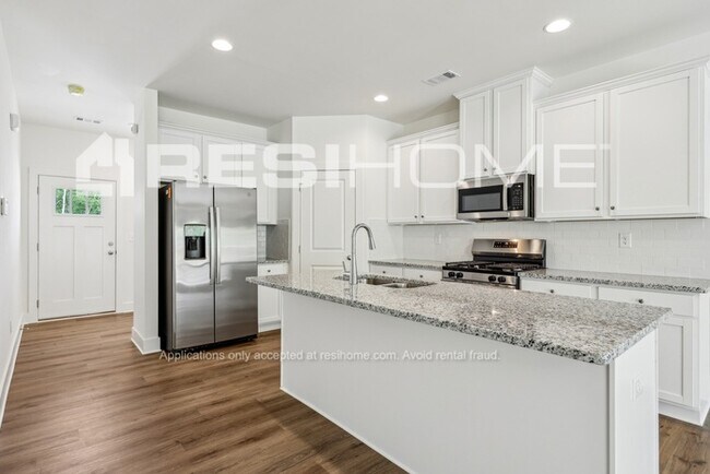 Building Photo - 1513 Barrow Xing Blvd