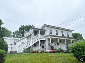 Building Photo - 156 W Main St