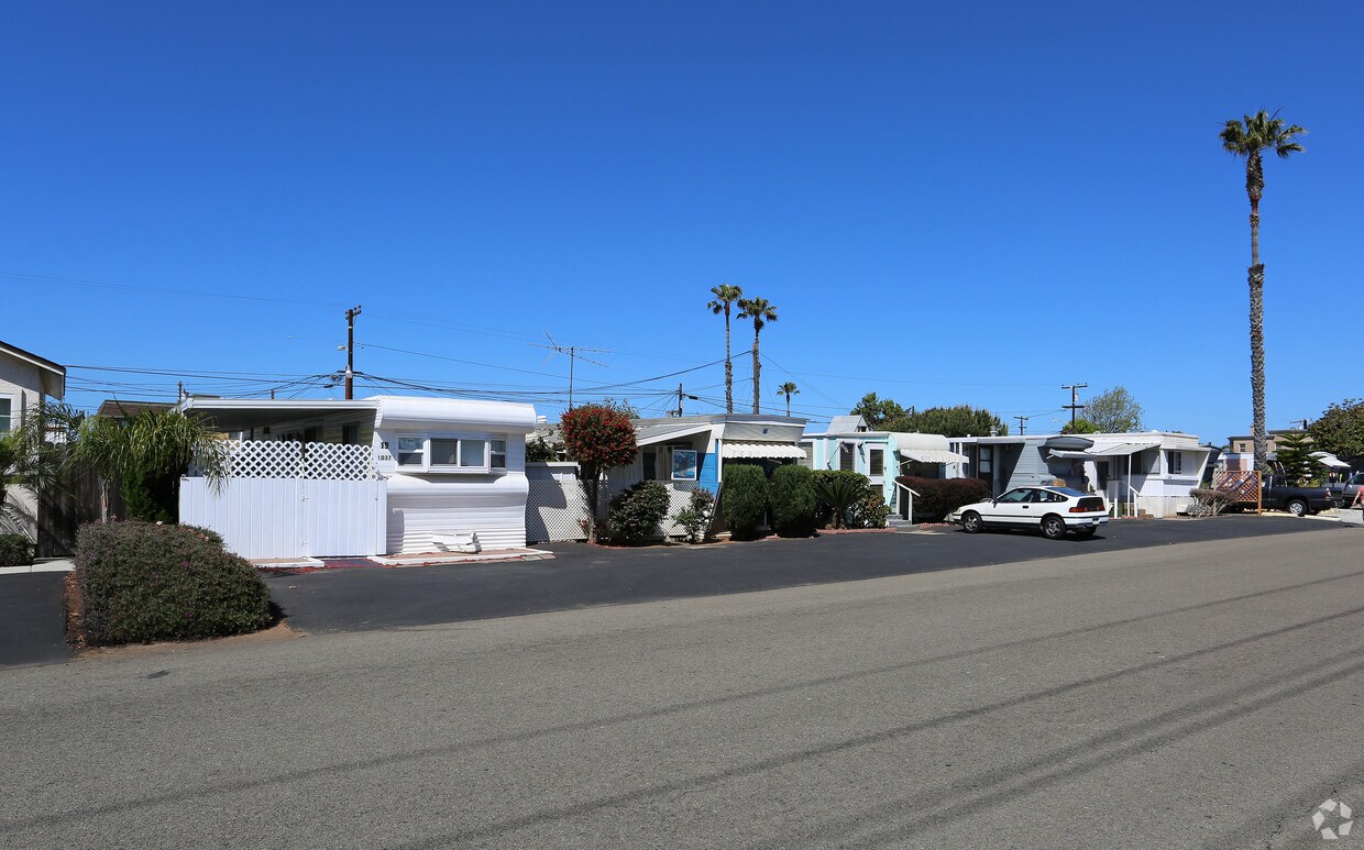 Building Photo - LA PLAYA VISTA TRAILER COURT