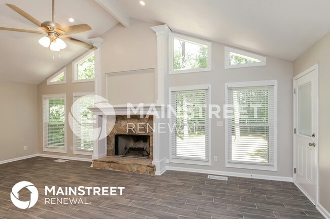 Building Photo - 1255 Taramore Dr