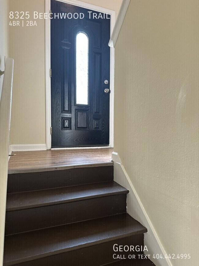 Foto del edificio - 8325 Beechwood Ct