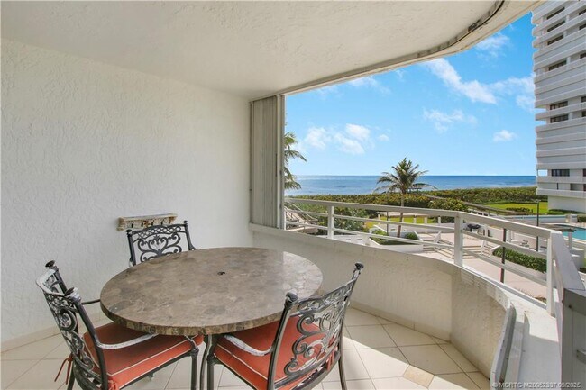 Foto del edificio - 9950 S Ocean Dr
