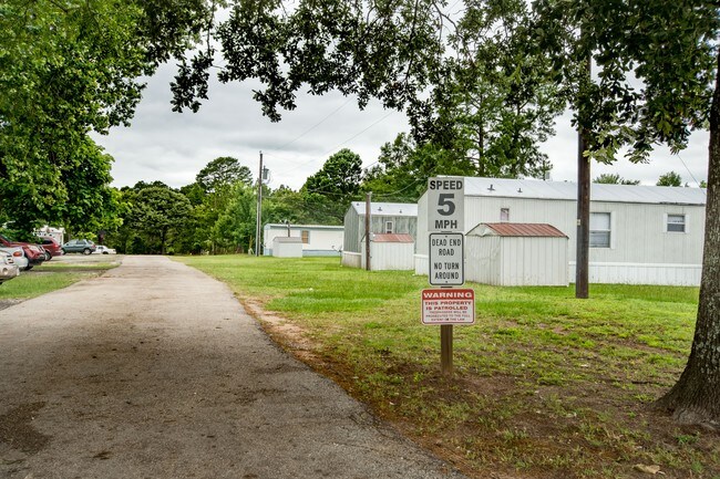 Foto del edificio - Stewart Place Estates