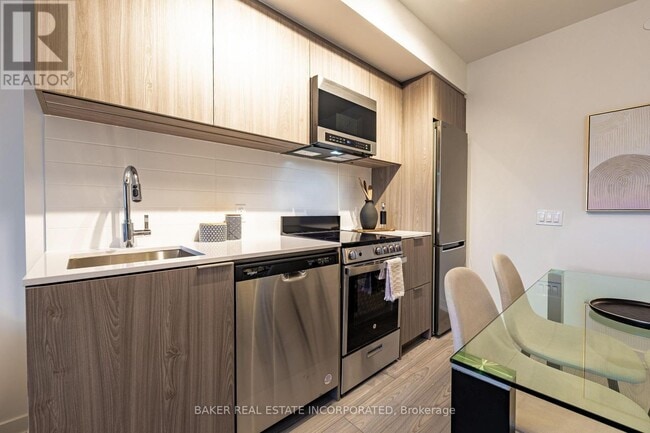 Photo du bâtiment - 223 Redpath Ave