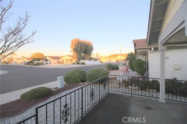 Building Photo - 27371 Hacienda Dr