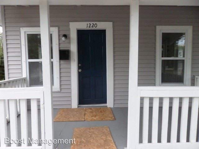 Building Photo - 2 br, 1 bath House - 1220 Upton Court S