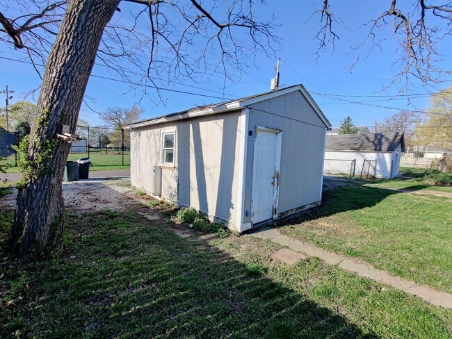 Foto del edificio - 421 Colescott St