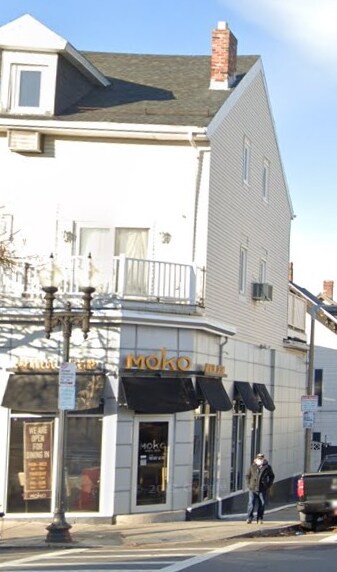 Primary Photo - 674 E Broadway
