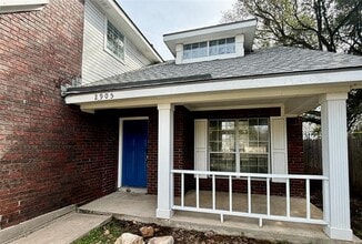 Building Photo - 2905 Six Gun Trail