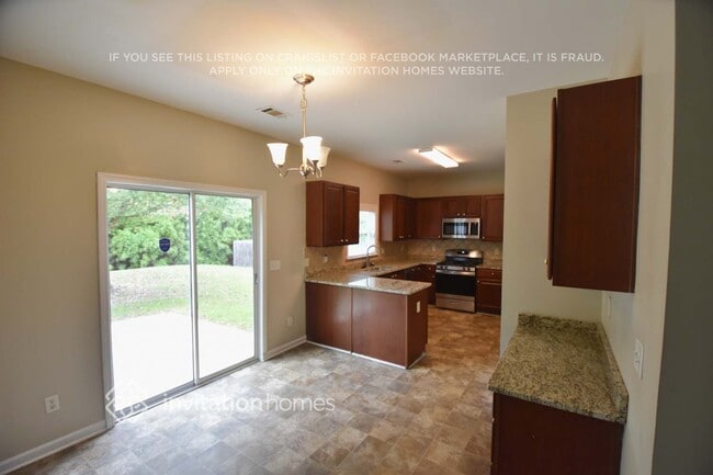 Building Photo - 7376 Blue Jay Way