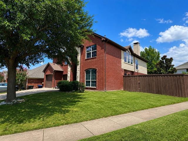 Foto del edificio - 814 Honey Hill Dr