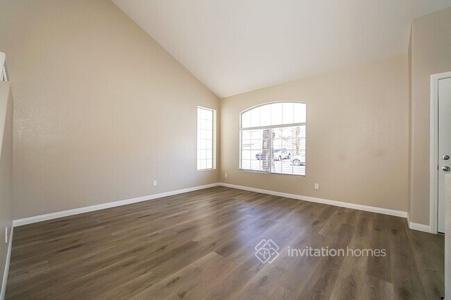 Building Photo - 1715 Ashburn Dr