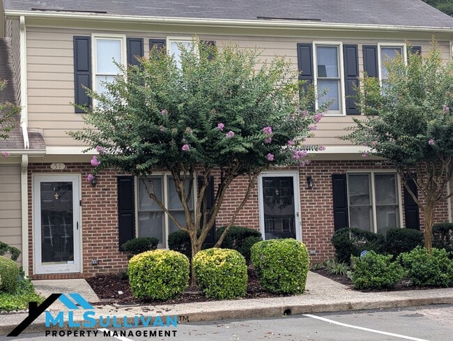 Building Photo - 51 Crystal Oaks Ct
