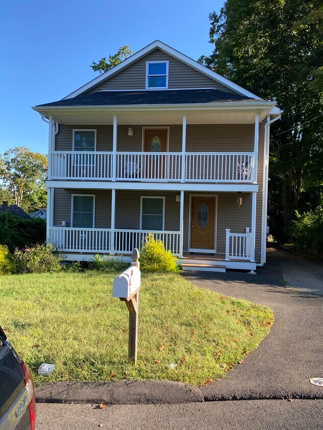 10 Prospect Ave, Seymour, CT 06483 House Rental in Seymour, CT