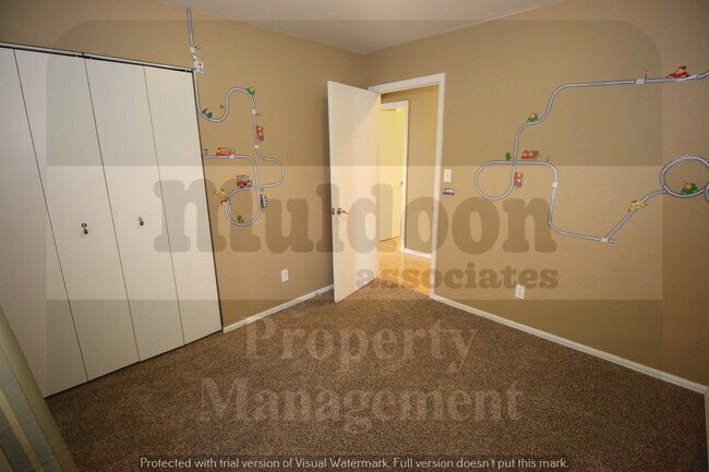 Foto del edificio - Beautiful Pet Friendly Pueblo West Home