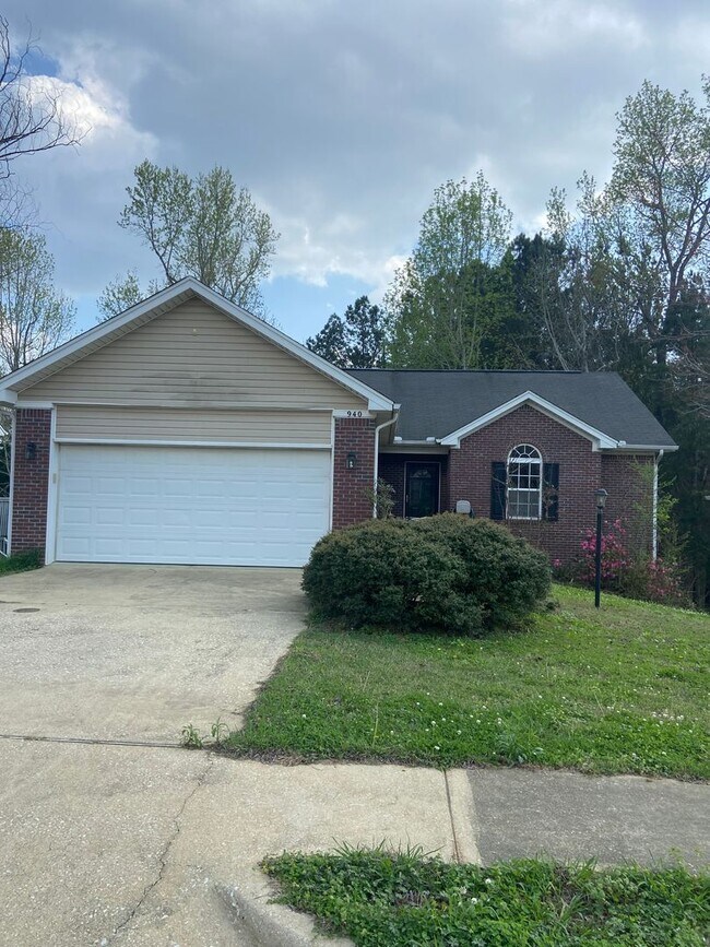 Foto del edificio - 940 Sandstone Ln