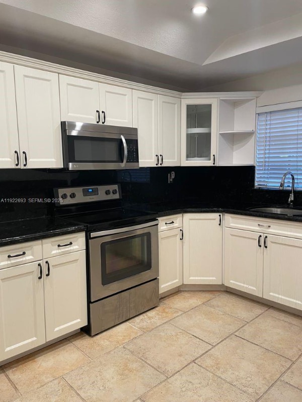 Photo - 3141 N Palm Aire Dr Townhome