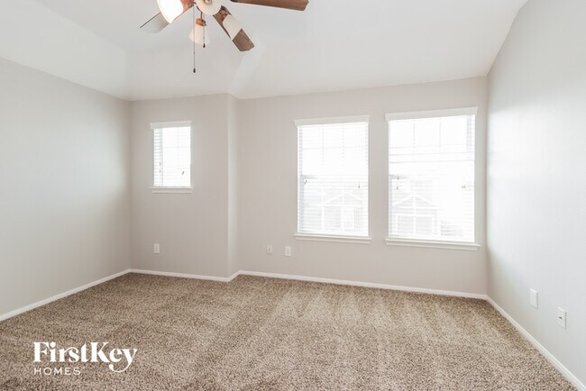 Foto del edificio - 21702 Mossy Field Ln